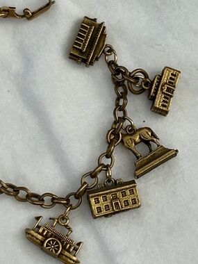Vintage Coro Virginia charm bracelet